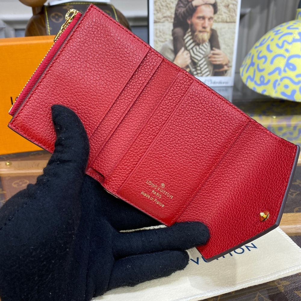 Louis Vuitton Zoe Wallet