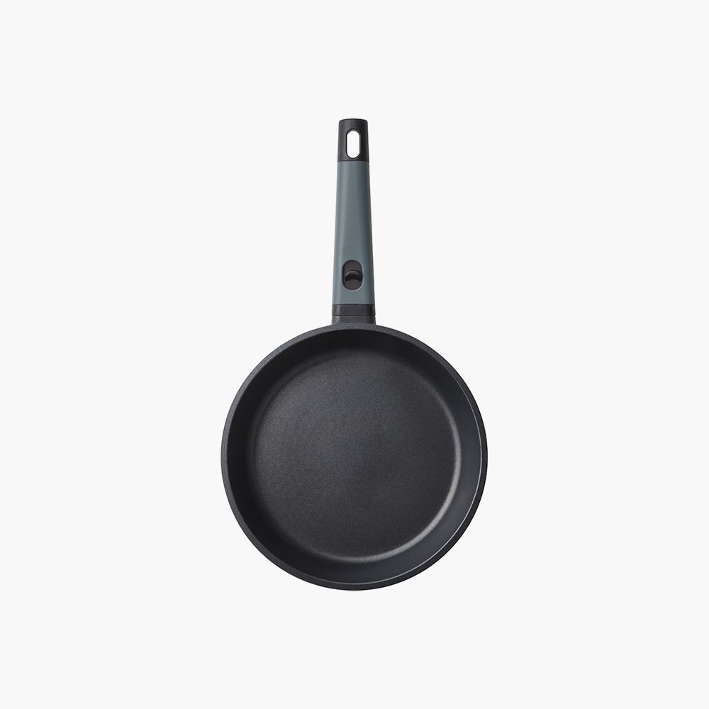 729718_divna_frying_pan_24_t