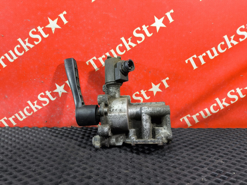 Клапан поворотный подъёма оси