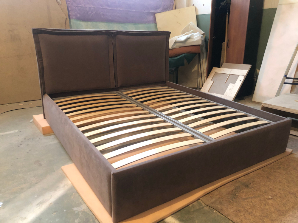 Двуспальная кровать Пиллоу