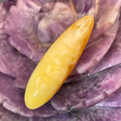 50508  Янтарь Кулон 14*43мм