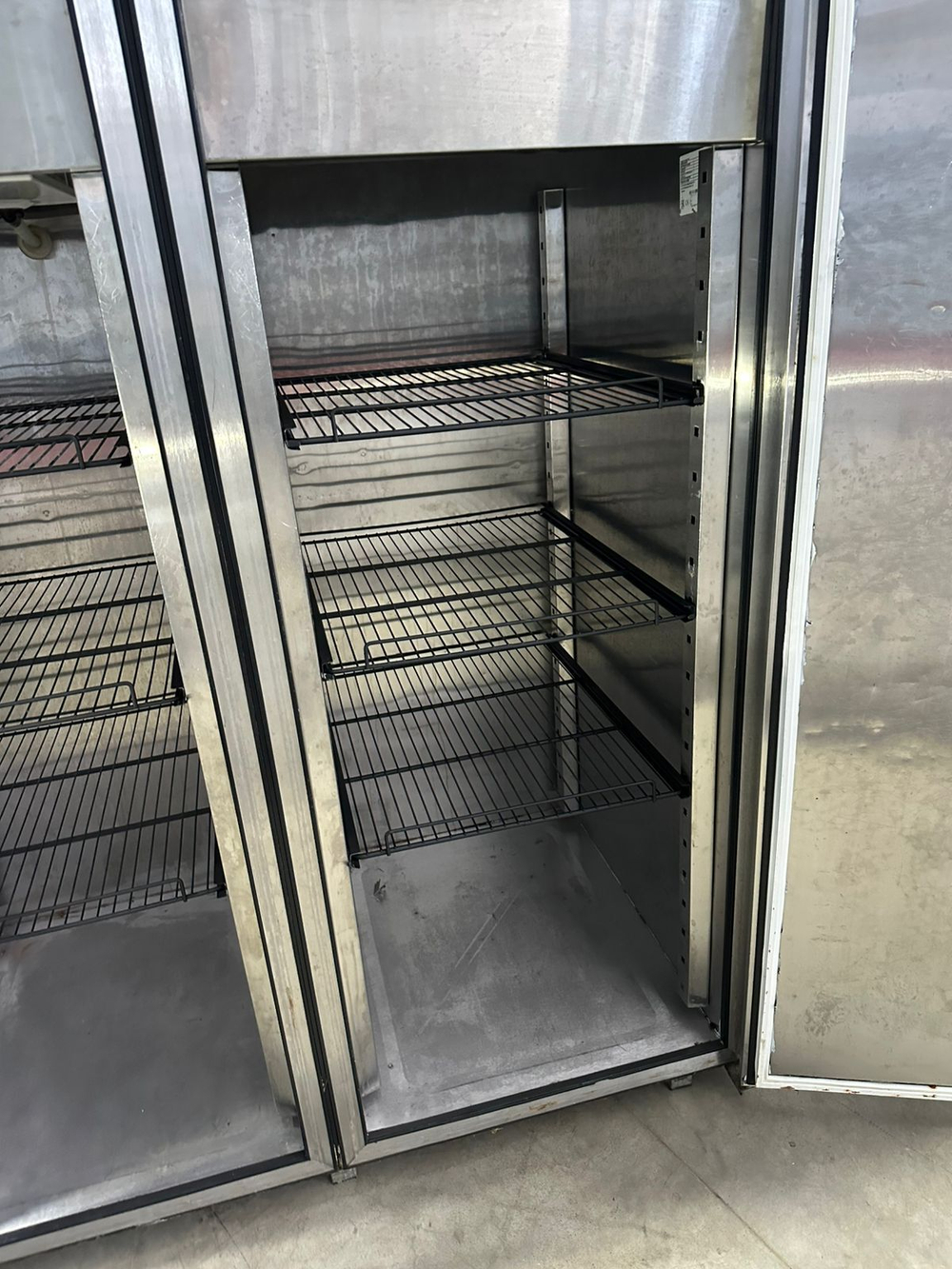 Шкаф холодильный из нержавеющей стали Polair CM114-G