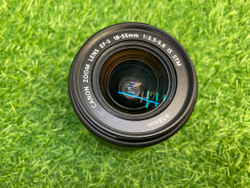 Canon 100D + 18-55mm STM