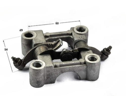 Постель распредвала в сборе с коромыслами 163QMK  с балансиром