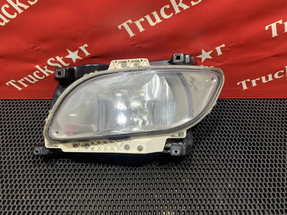 Фара противотуманная левая 2021г