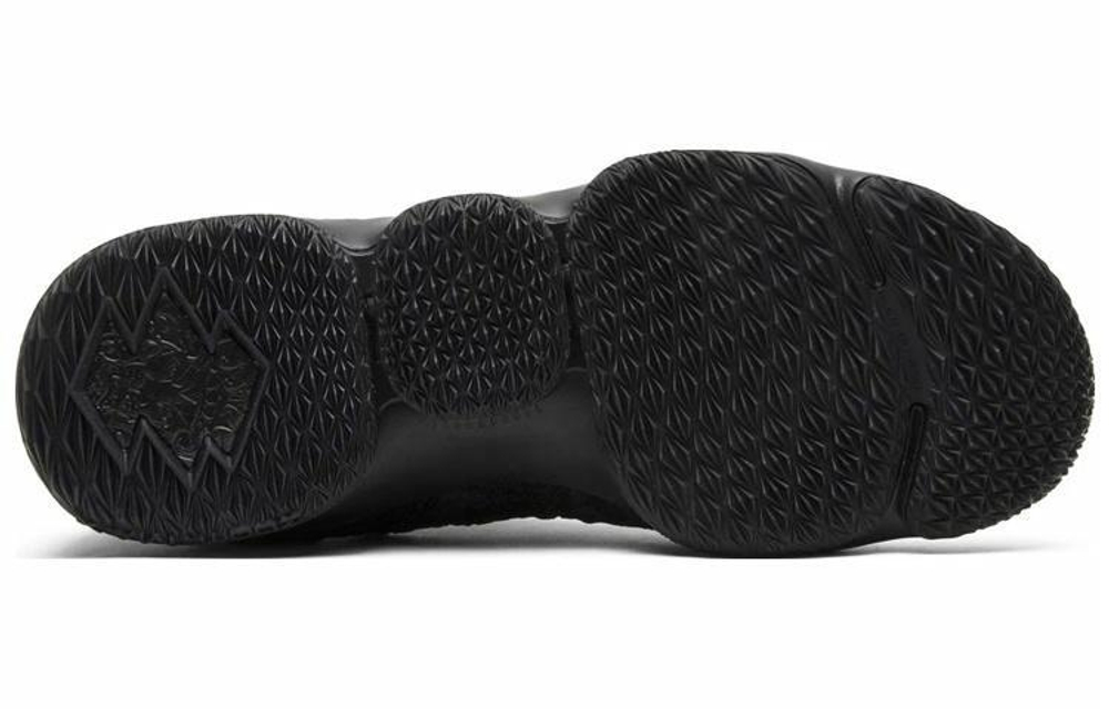 Кроссовки Nike Lebron 15 Performance Kith Suit Of Armor
