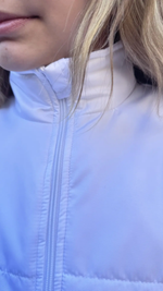 Жилет укороченный белый