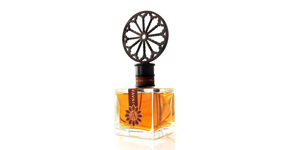 Fauni Angela Ciampagna - изысканное колдовское зелье.  Аромат, который хочется вдыхать снова и снова.