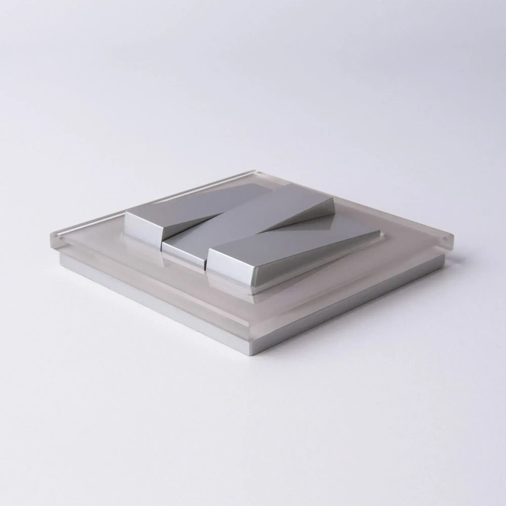 Рамка из стекла на 1 пост Favorit дымчатый W0011117