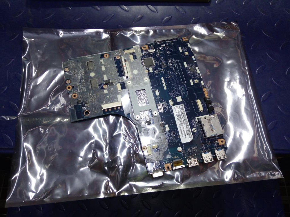 Материнская плата для ноутбука Lenovo ideapad B50-45 LA-B291P W8P AMD A6-6310 2G 1000W/FP (5B20F86208), оригинал