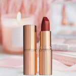 Помада Charlotte Tilbury Matte Revolution Walk of Shame