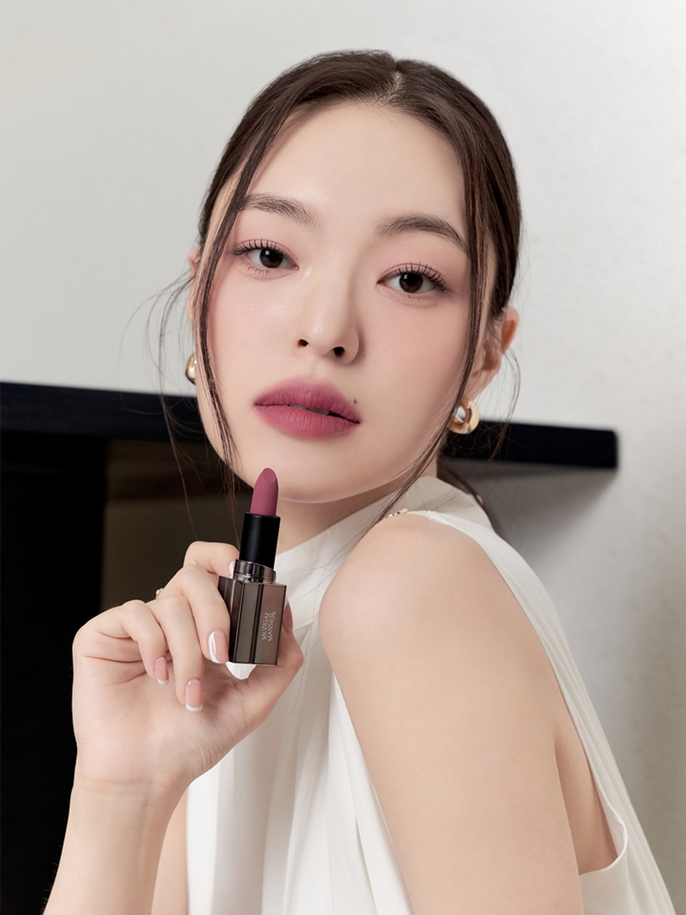 MUZIGAE MANSION Moodwear Blur Lipstick - Матовая помада для губ, увлажняющая оттенок 007 Hippy, 4 g