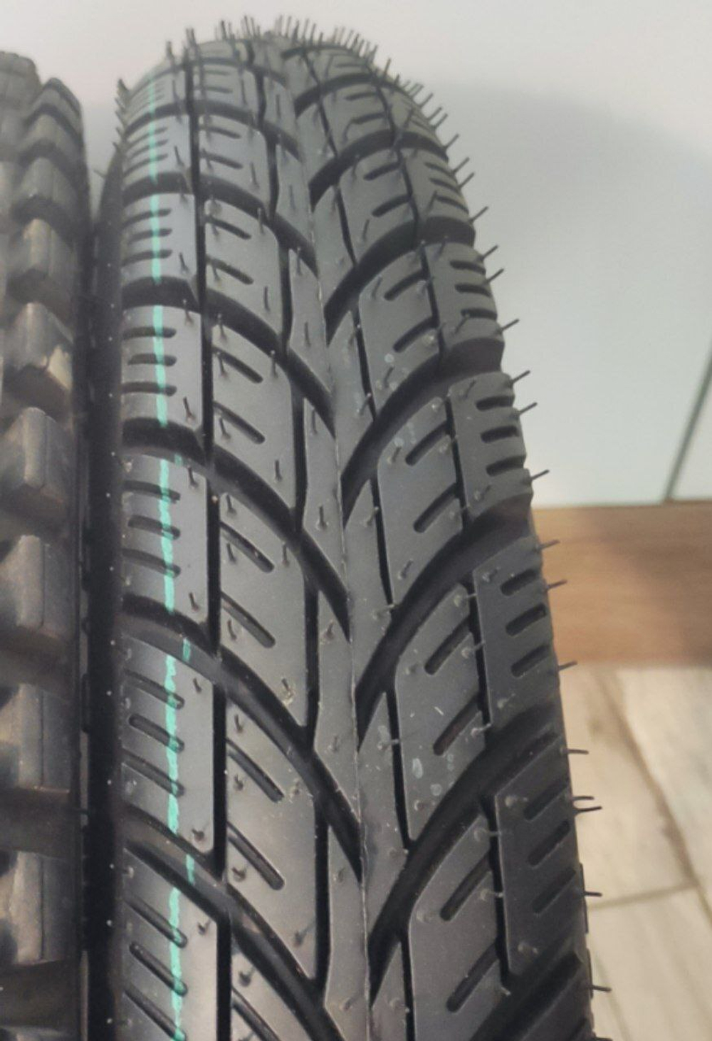 Покрышка 2.75-14 рисунок "колосок"