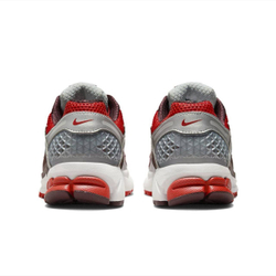 Nike W Zoom Vomero 5