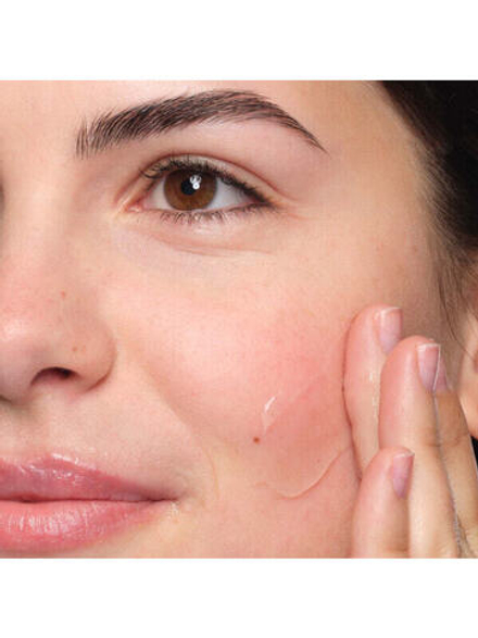 Natural Moisturizing Factors + Beta Glucan