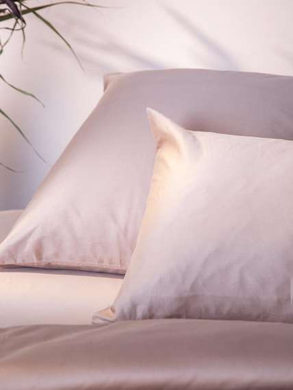 Комплект постельного белья из премиального сатина бежевого цвета из коллекции essential, 150х200 см