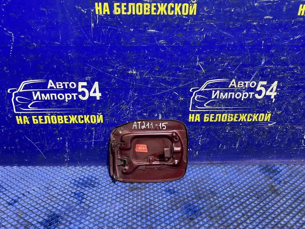 Лючок бензобака TOYOTA CARINA 2001