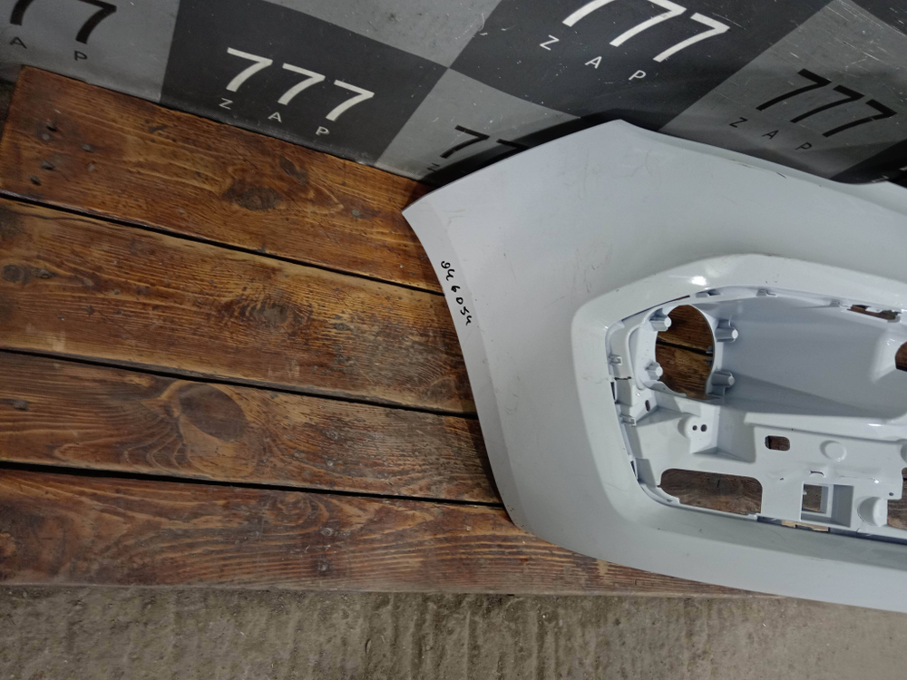 Бампер передний LADA Vesta 22-нв Б/У Оригинал 8450040054