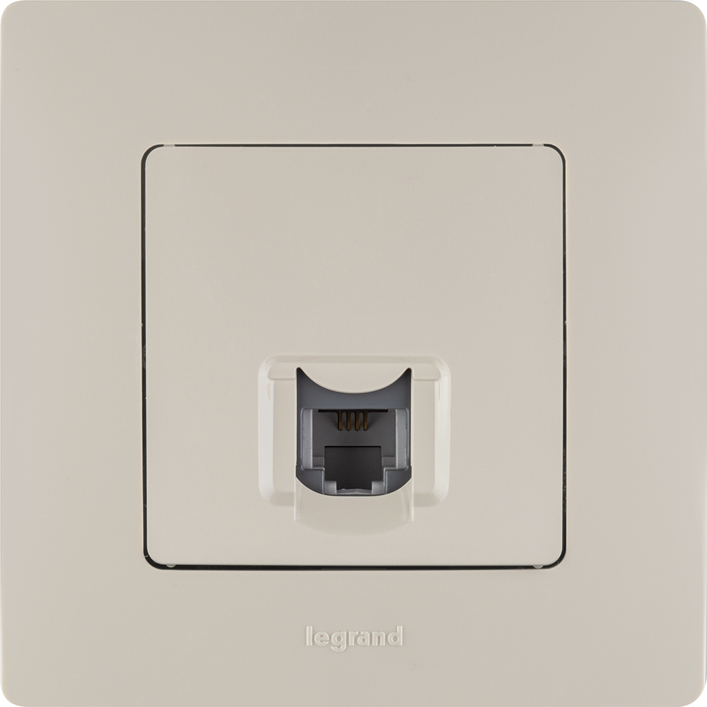 Розетка телефонная RJ11 слоновая кость ETIKA Legrand