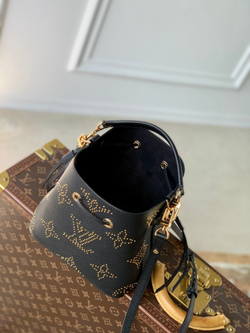 Louis Vuitton NeoNoe BB