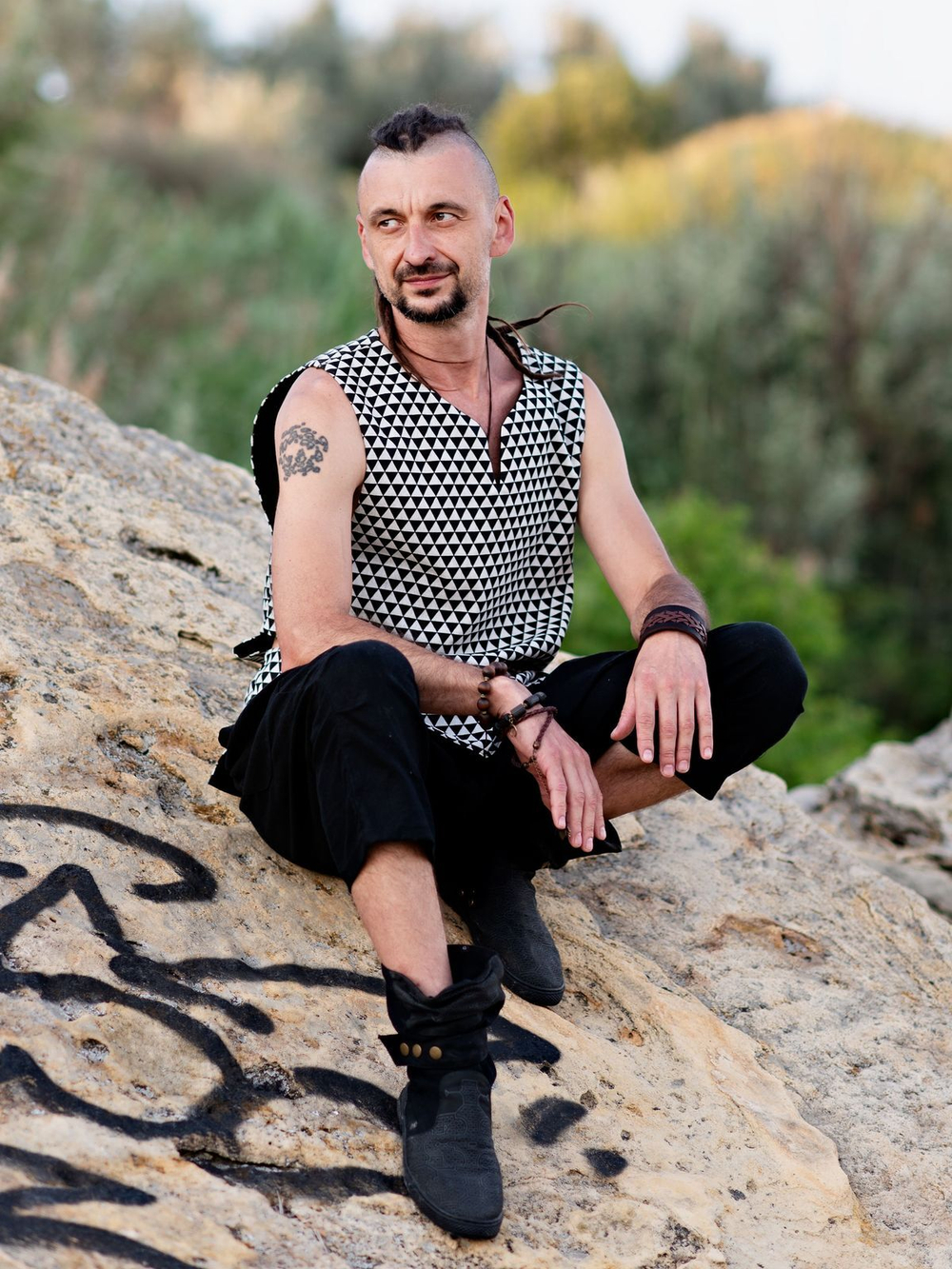 Мужская безрукавка-жилет Монохром