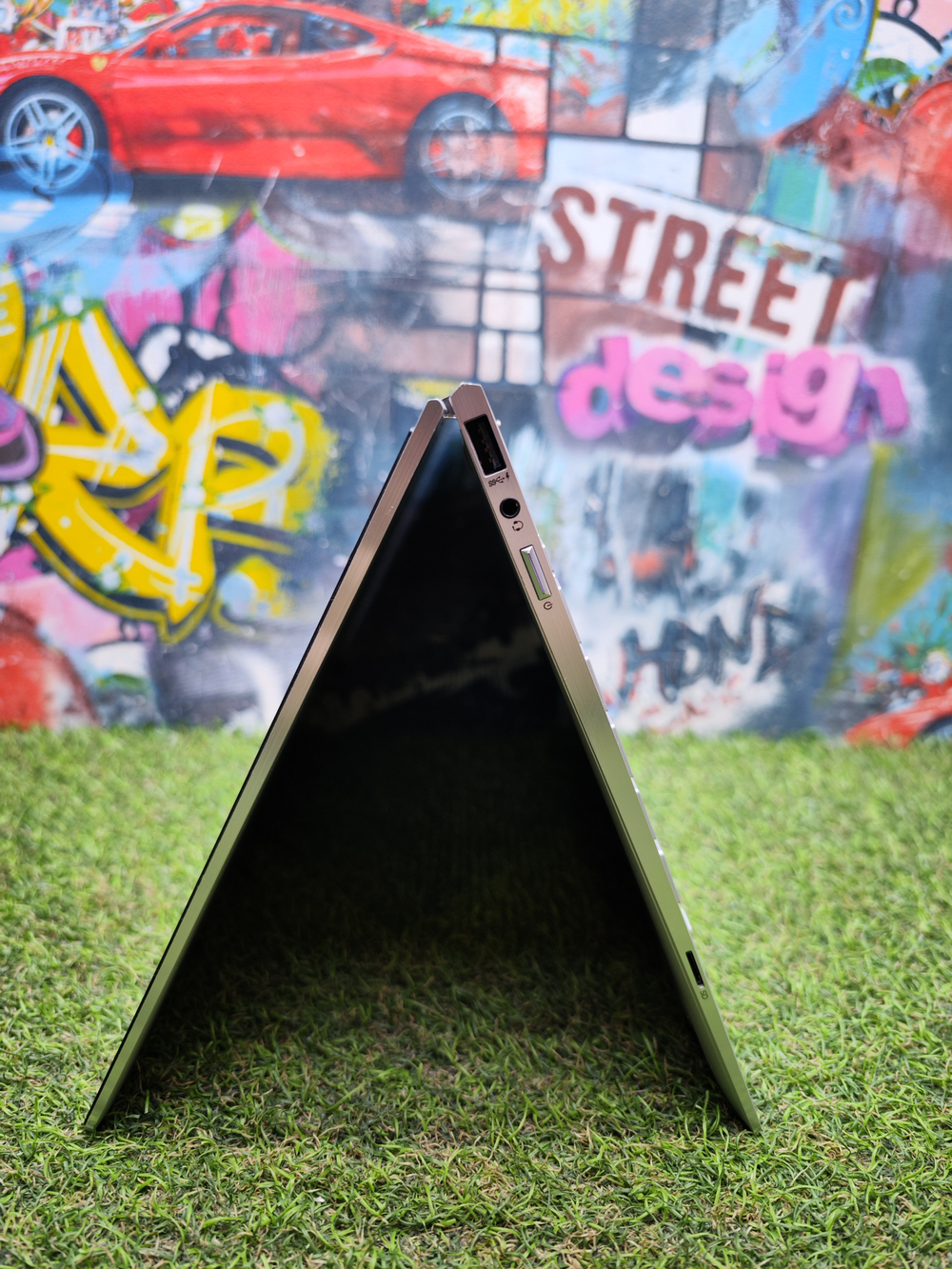 HP Spectre x360 i7-8/16Gb/1Tb/4K/IPS/13-ae003ur