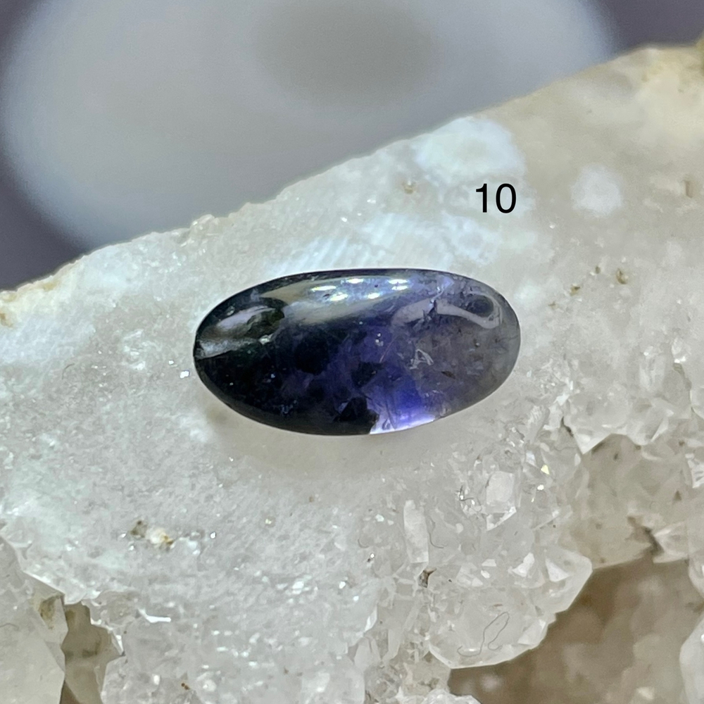 55143 Иолит Бусина 8-10мм-86
