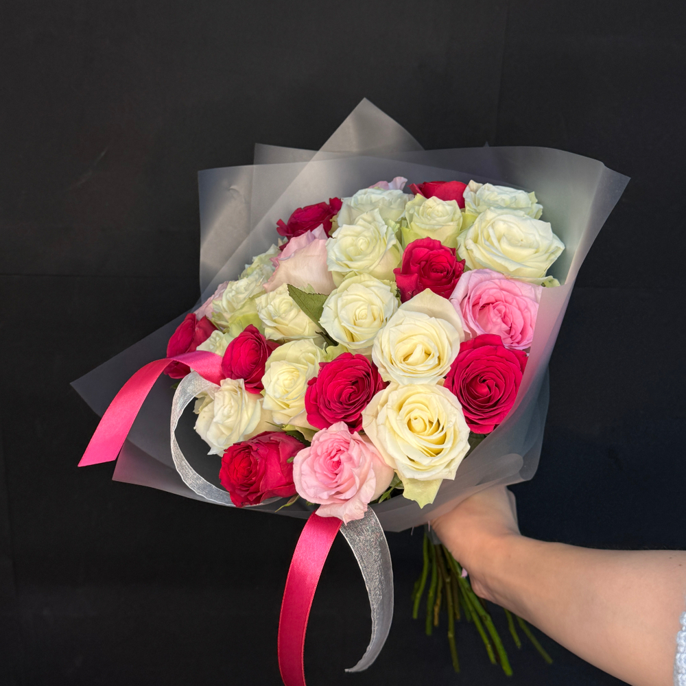 Букет из микса 27 кенийских роз