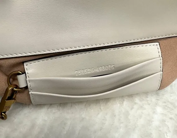Мини-сумка Gucci GG Marmont белый