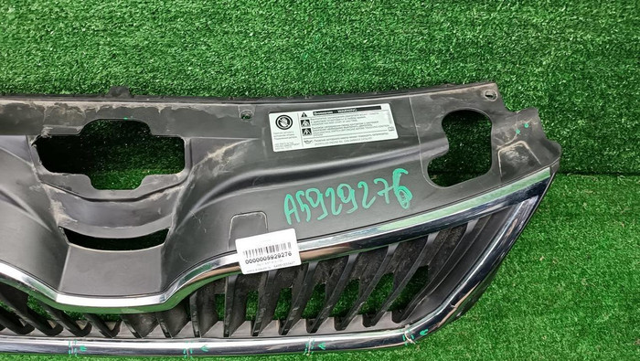 Решетка радиатора Skoda Rapid 1 (2012-2020)