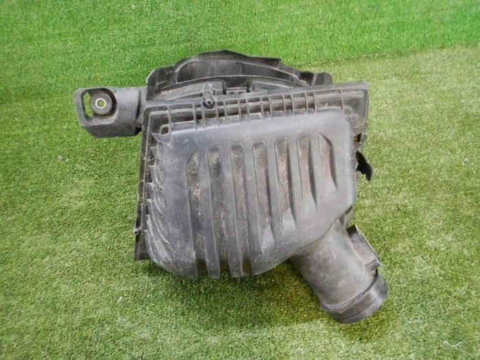 Корпус воздушного фильтра BMW X1 F48 (2015-2022)