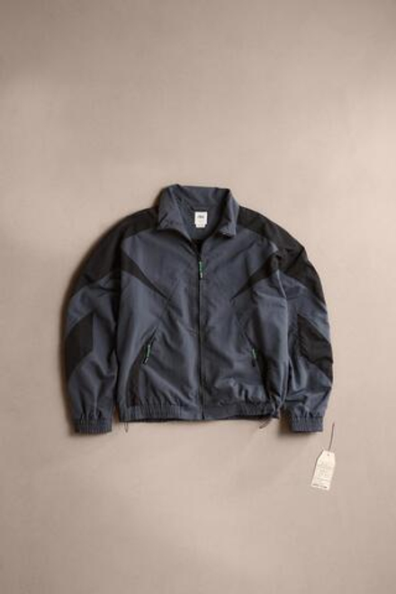 ZARA КУРТКА В СТИЛЕ КОЛОР-БЛОК ИЗ ВЫСОКОТЕХНОЛОГИЧНОЙ ТКАНИ, СИНИЙ/ЧЕРНЫЙ
