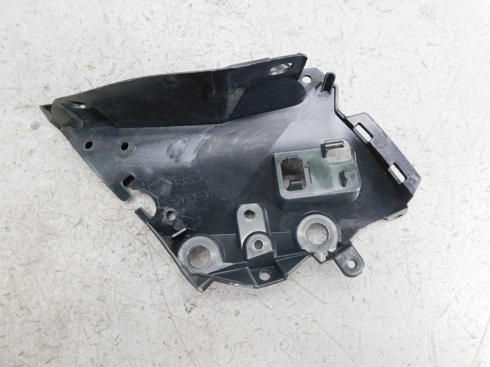 Пластик внутренний левый Yamaha MT-09 2018 BS2-2172E 031946