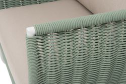 "Фиджи" кресло плетеное из роупа, каркас алюминий светло-серый (RAL7035) муар, роуп зеленый (4204) круглый tex, ткань Mossle бежевая