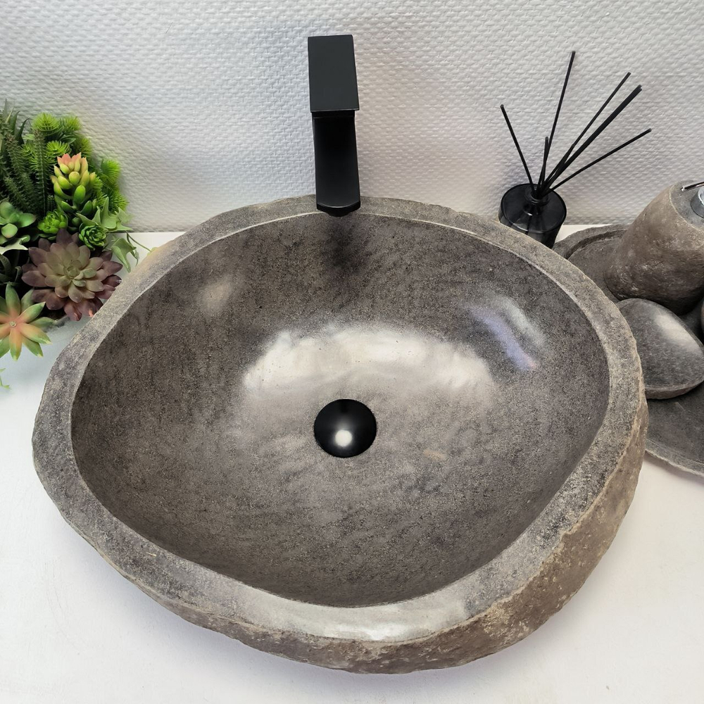 Раковина из речного камня RS63373 (55*47*16) 0123
