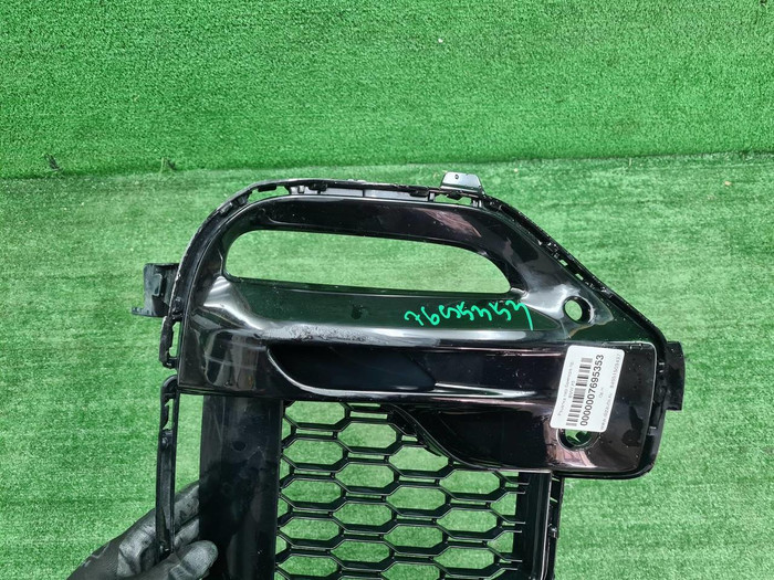 Накладка ПТФ правая BMW X5 G05 (18-23) M-paket