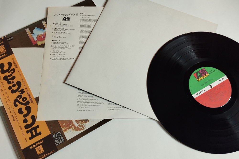Винтажная виниловая пластинка LP Led Zeppelin II (Japan 1976) (Obi, Poster)