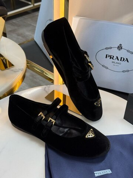 Балетки Prada