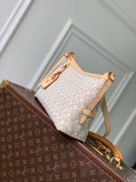 Louis Vuitton CarryAll East West
