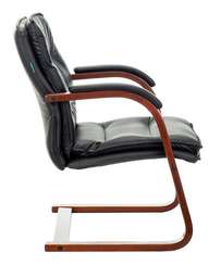 Кресло Бюрократ T-9927WALNUT-AV черный кожа полозья дерево коричневый