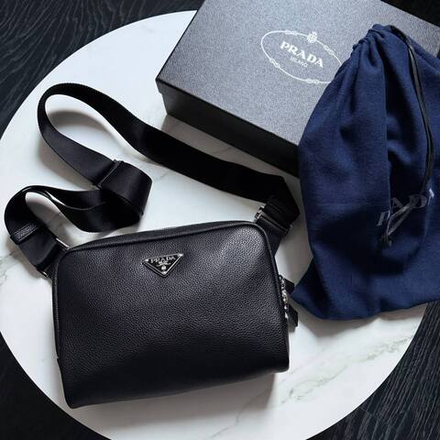 Сумка-мессенджер Prada