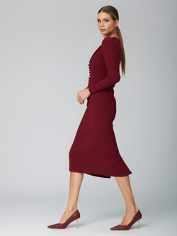 Платье-футляр с пуговицами в цвете марсала