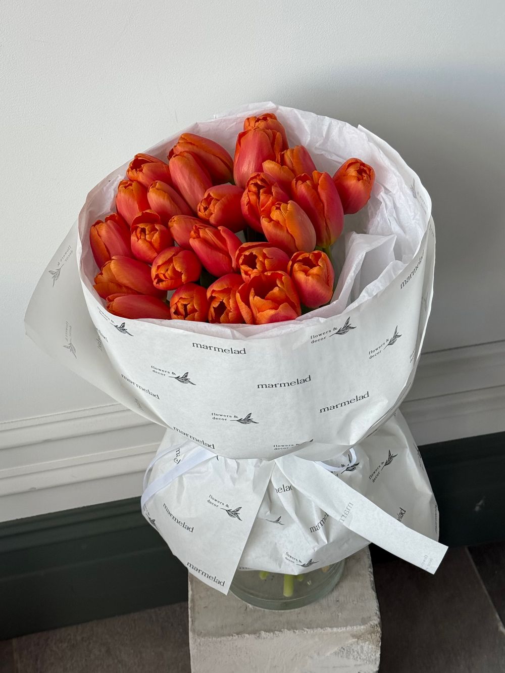 Букет из 25-ти оранжевых тюльпанов