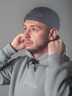 Шапка AW42 Beanie Short серая