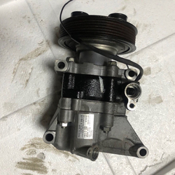 Компрессор кондиционера Mazda 6/Mazda 3