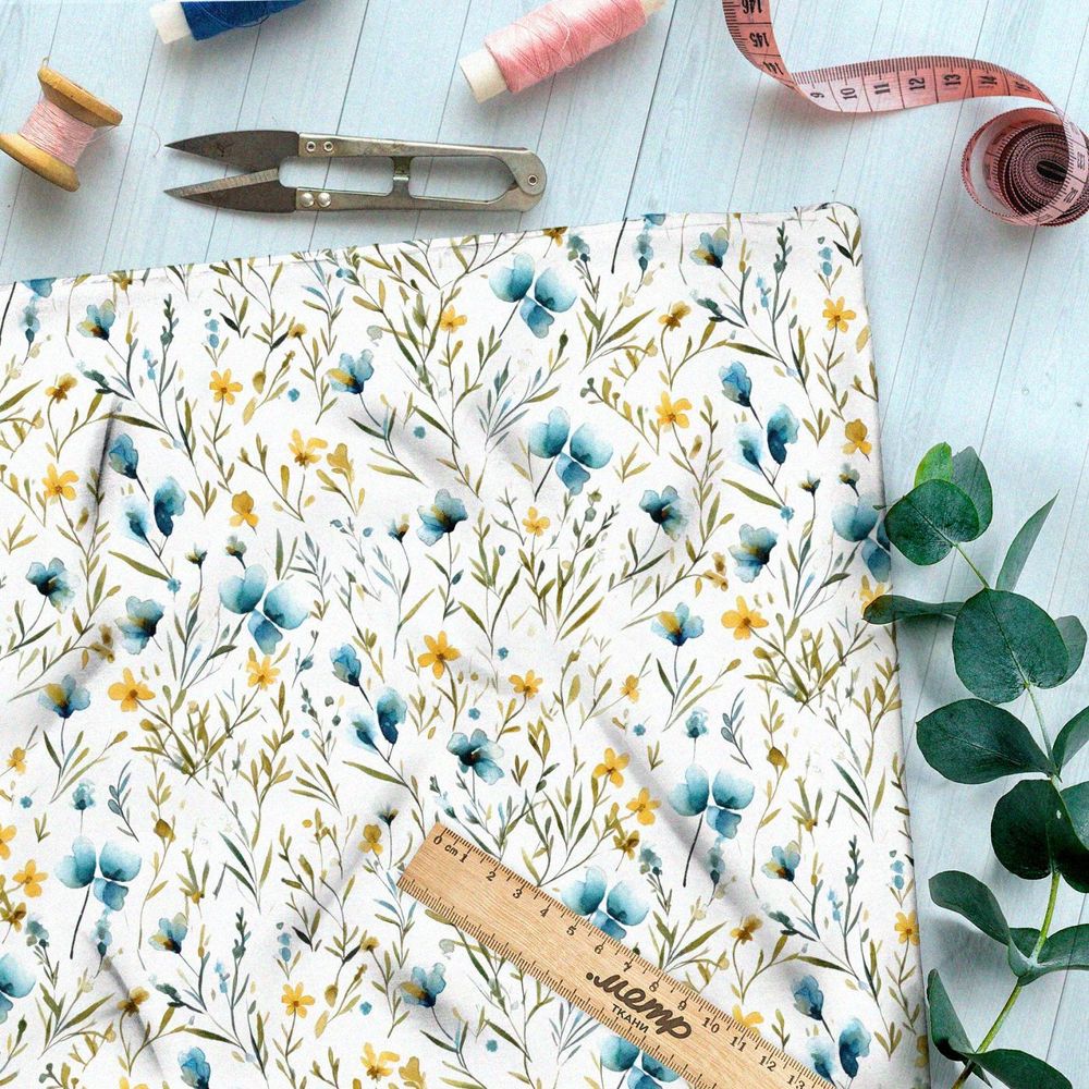 Ткань Ниагара Софт мелкие голубые и желтые цветы