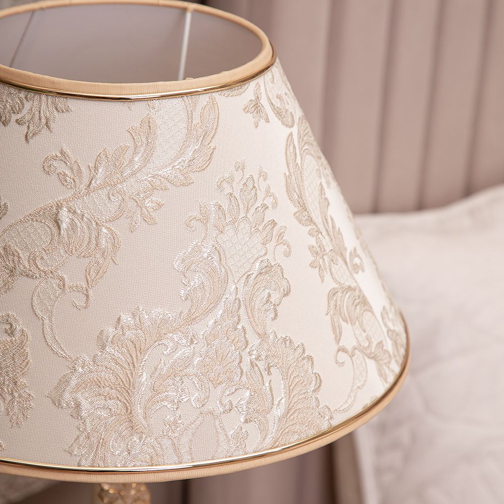 Настольная лампа Терра Айвори с абажуром №38 Каледония Бискотти