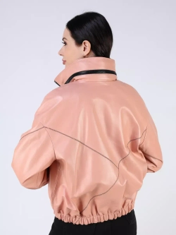 Кожаная куртка демисезонная с капюшоном