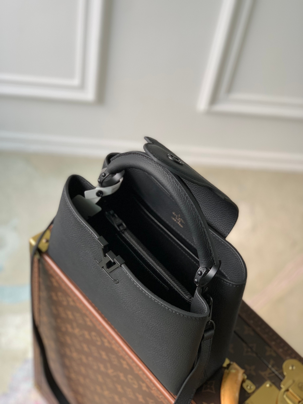 Louis Vuitton Capucines BB