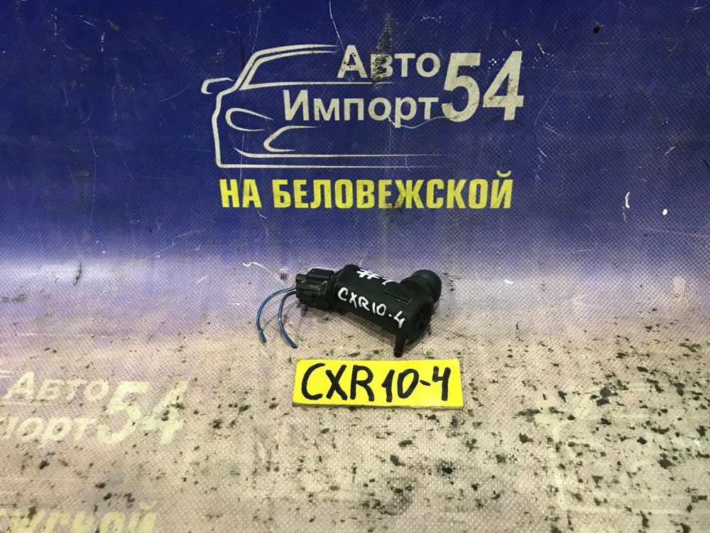 Моторчик бачка омывателя TOYOTA ESTIMA 1993